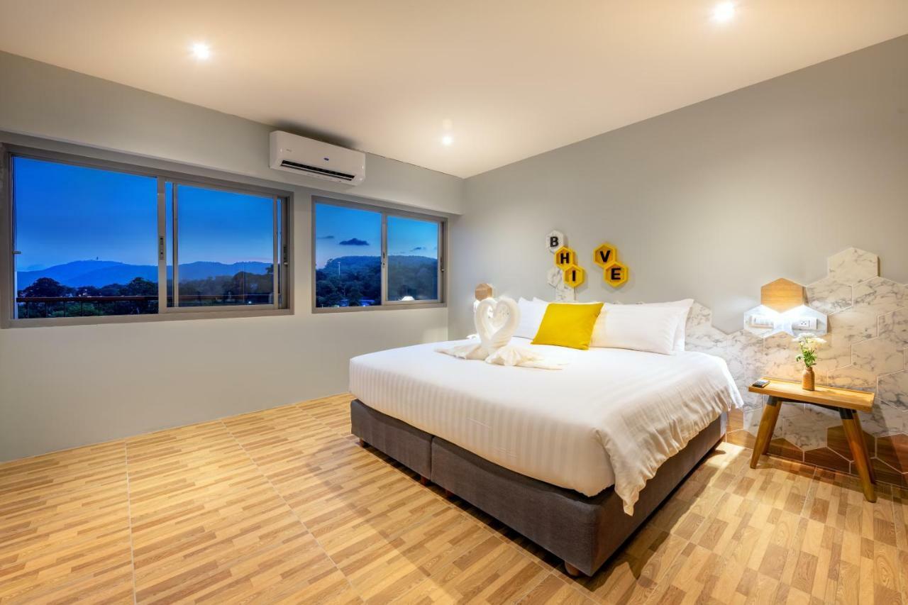 Beehive Boutique Hotel Phuket Exterior foto